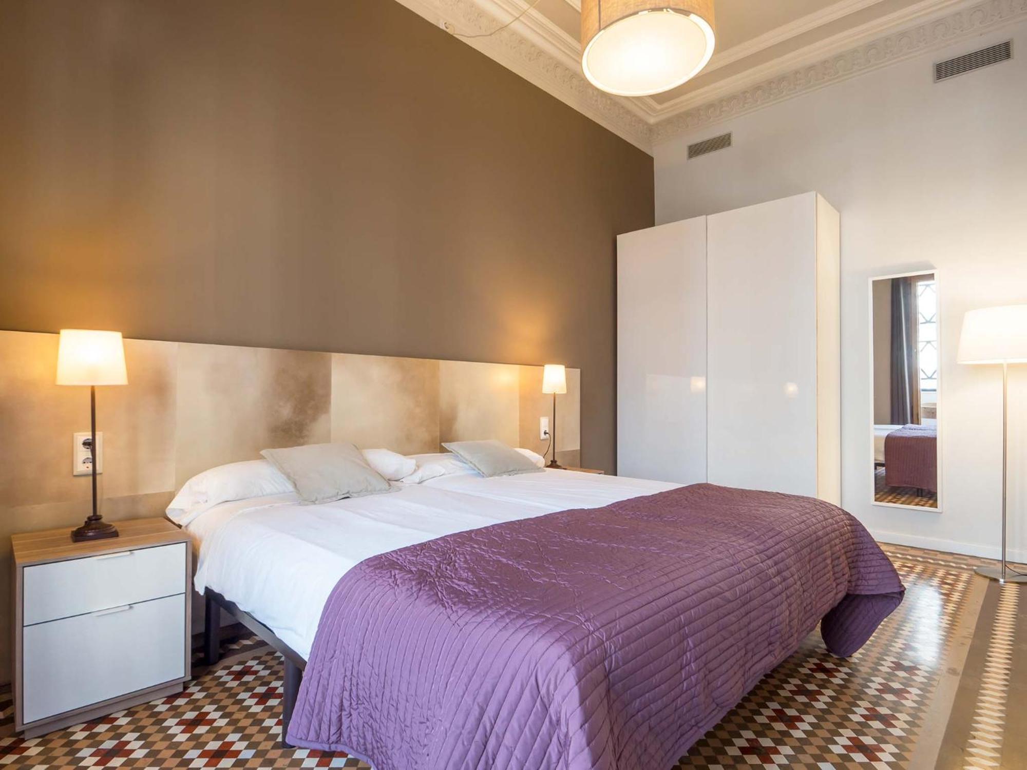 Rent Top Apartments Rambla Catalunya Барселона Номер фото